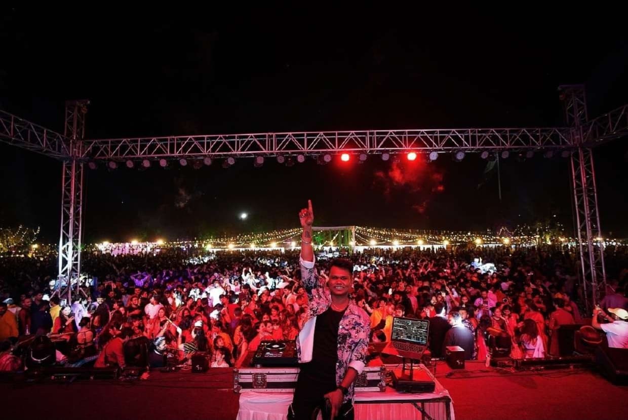 DJ Shiva mixing signature energetic Garba fusion beats