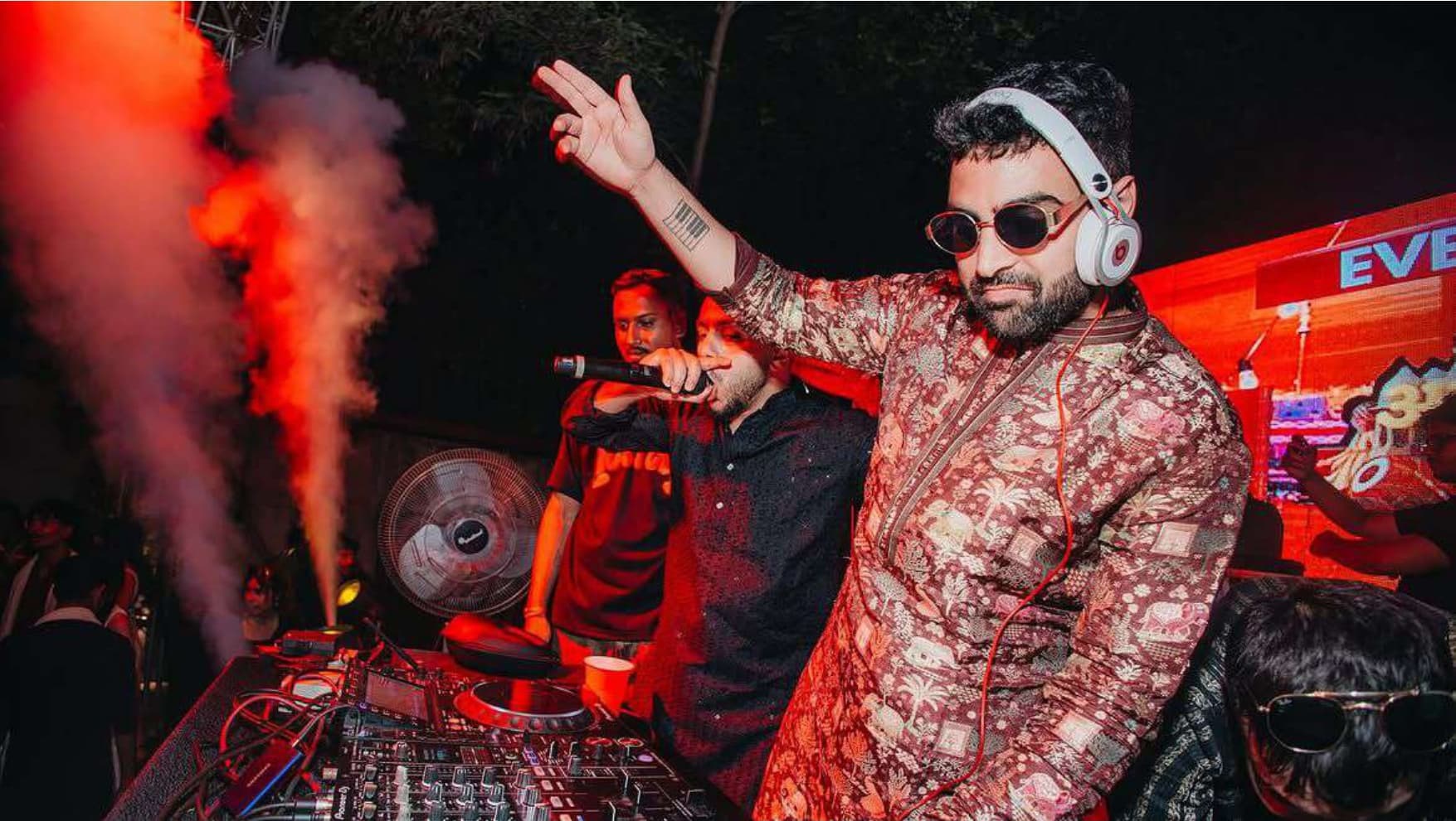 Last Year's Dandiya Night — Dandiya Beat Drops